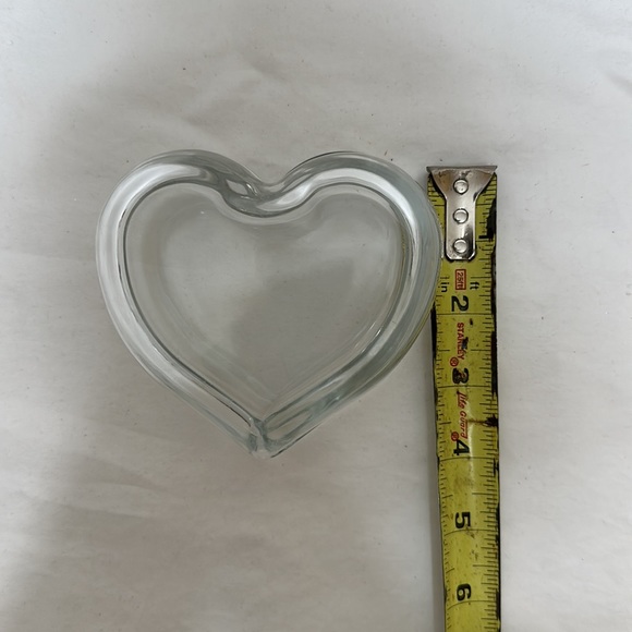 Heart shaped crystal jewelry box - Picture 6 of 7